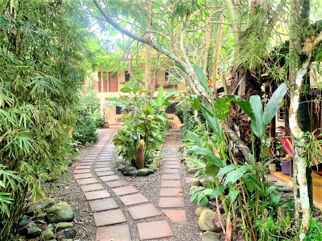 Hotel Tropical Sands Dominical Eksteriør bilde