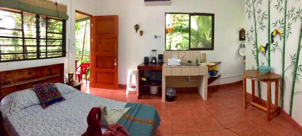 Hotel Tropical Sands Dominical Eksteriør bilde