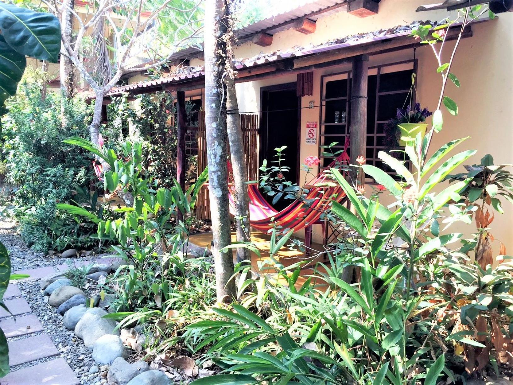 Hotel Tropical Sands Dominical Eksteriør bilde