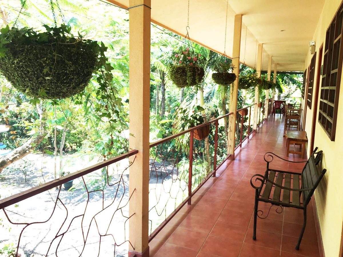 Hotel Tropical Sands Dominical Eksteriør bilde