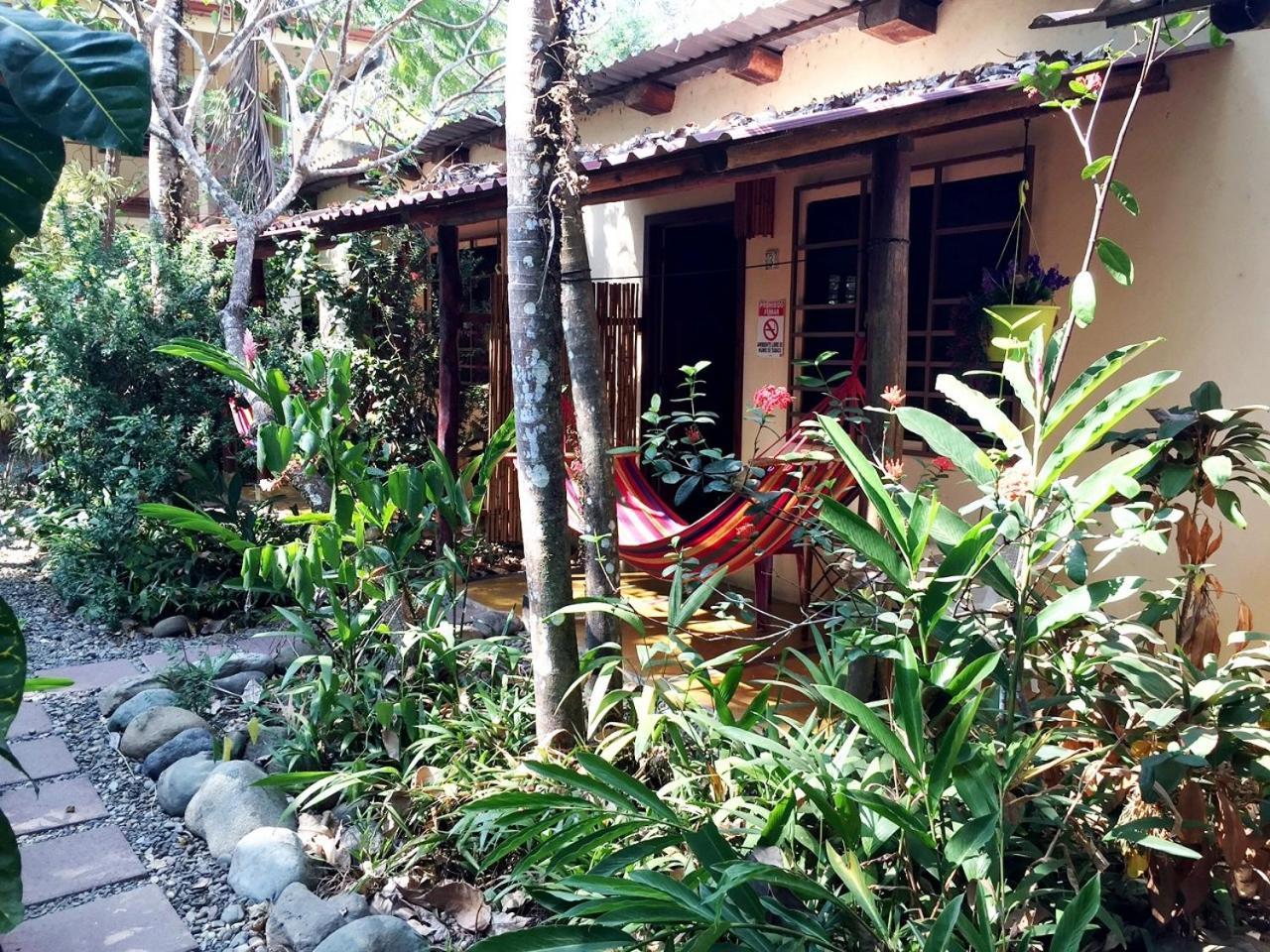 Hotel Tropical Sands Dominical Eksteriør bilde